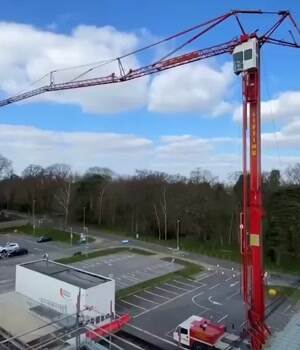 Awesome crane