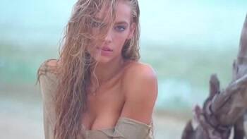 Hannah Ferguson Twerks