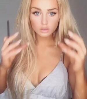 Lipstick time