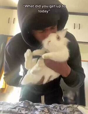 Give me kisses