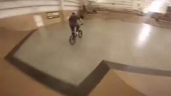 look no hands
