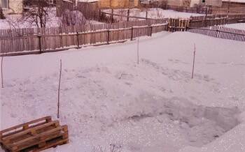 the building of a snow tank