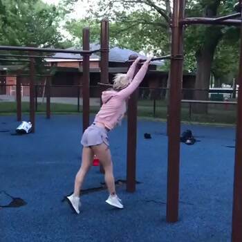 trying to show off a flippy