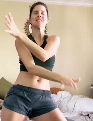 Amanda Cerny showing off her dance moves