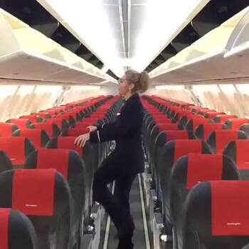 How to close the luggage with style