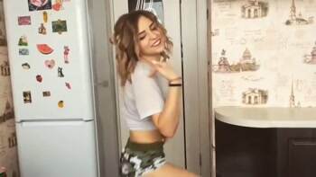 Tasia knows how to dance