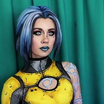 Amazing cosplay makeup