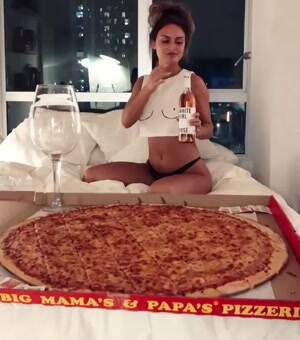 A little drink after some pizza