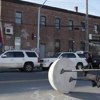 This guy has some free time to spare