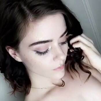 Ashe has some nice eyes