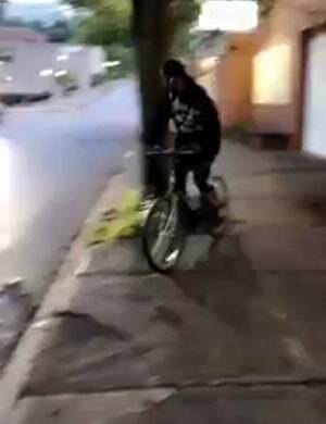 Showing off some bike parkour skills