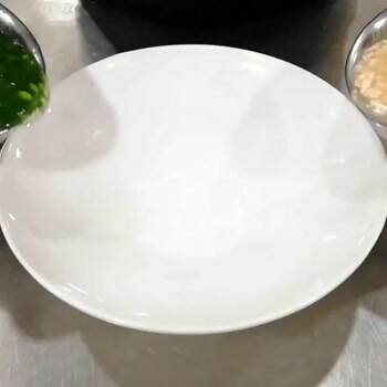 Mildly satisfying soup