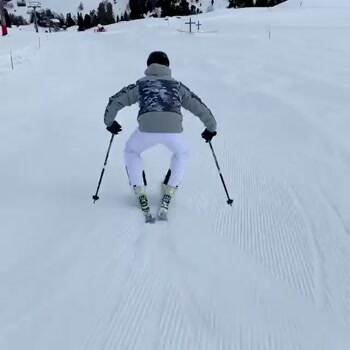 That is some weird skiing