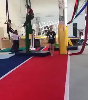 Super Flip Splits