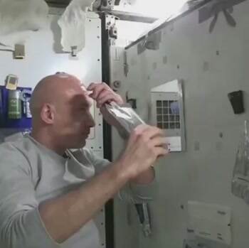 Washing your head in space